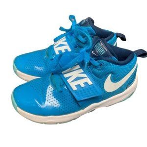 Nike Team Hustle D8 Boys Youth Basketball Shoes Size 5.5Y Blue White